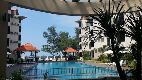 Balok Complejo | Samsuria Beach Resort & Residence