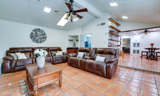 North San Antonio - SAT Casa | San Antonio Home: Private Pool & Covered Patio