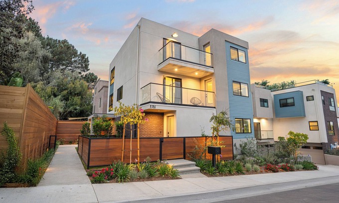 Point Loma Heights Casa | San Clemente St Buyout - 2124 & 2126