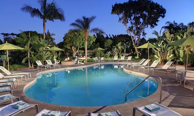 San Diego Hotel | San Diego's Best! Unit w/ Kitchen, Outdoor Pool, Steps from the Beach!