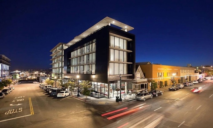 Little Italy Condominio | San Diego’s Largest Penthouse 9000sq ft of Luxury