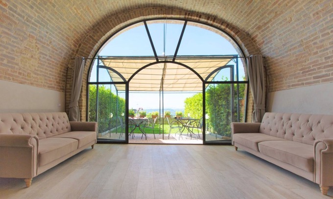 San Gimignano City Centre Apartamento | San Gimignano Town Garden - 10 pax