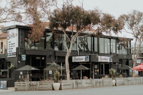 San Remo Hotel | San Remo Hotel Motel