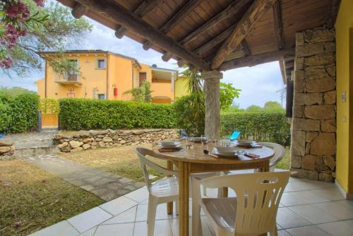 San Teodoro City Centre Apartamento | San Teodoro Center - Parking & garden