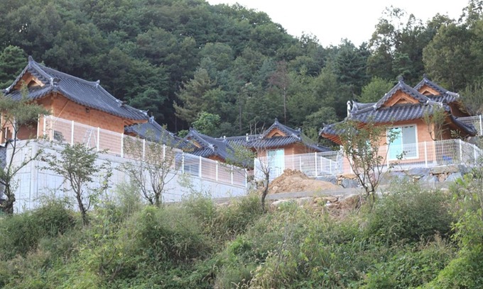 Okcheon Casa | Sanasa Red Clay House