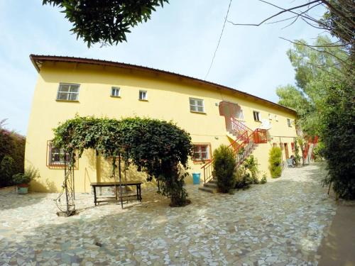 Serrekunda Apartamento | Sanchaba Yellow Apartments