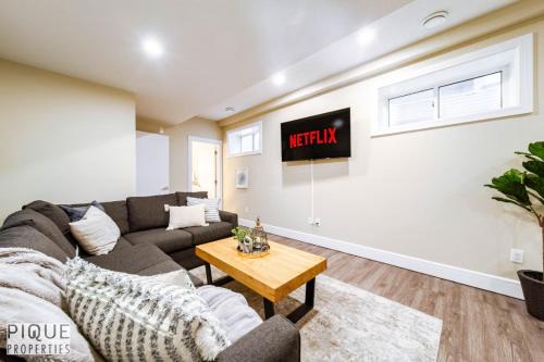 Mayfield Apartamento | Sanctuary Suite - KingBed - Wifi - Near WEM - Rogers