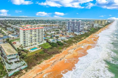 Seawinds Condo Apartamento | Sand and Sea Enjoyment Retreat