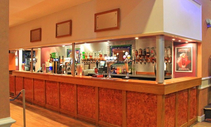 Weston-super-Mare Hotel | Sand Bay Holiday Village