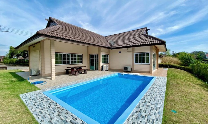 Kram Complejo | Sand-D House Pool Villa A15 at Rock Garden Beach Resort Rayong