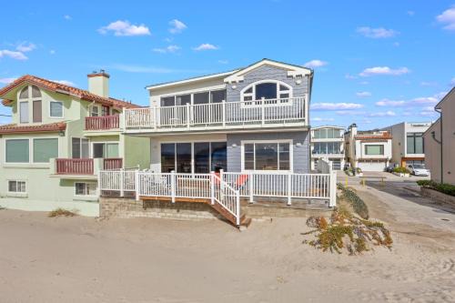 Hollywood Beach Casa | Sand Side Bliss