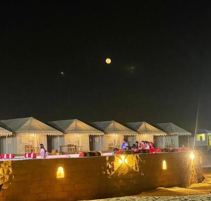 Sam Complejo | Sand World Desert Camp