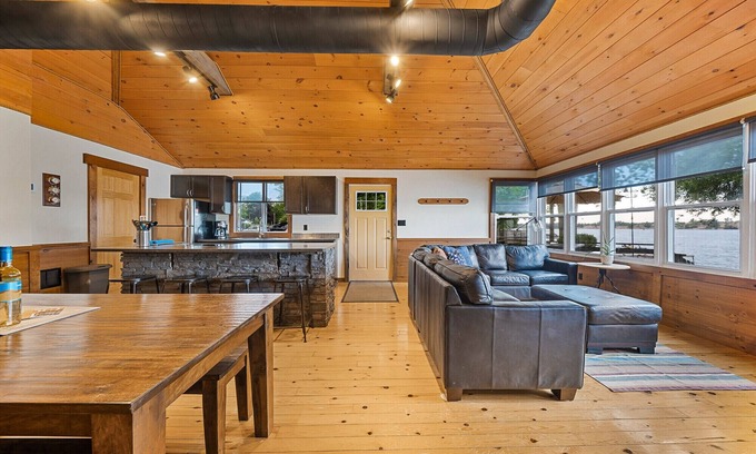 West Lake Cabaña | Alquiler Cottage Sandbanks Sunset