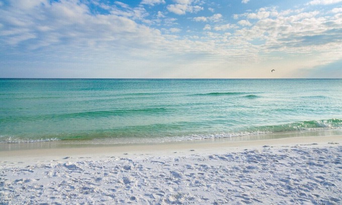Santa Rosa Beach Casa | Sandcastle 79: Luxury 30A Blue Mtn Beach Home - 5 min walk to beach