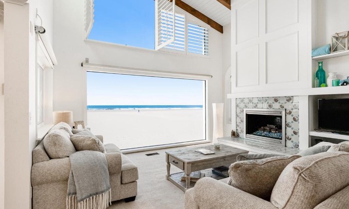 Hollywood Beach Casa | Sandcastle by the Sea