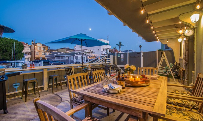 Sunset Beach Casa | Castillo de arena junto al mar, uso GRATUITO Paddleboard y kayak