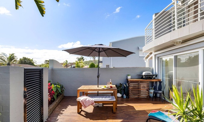 Fingal Bay Casa | Sandcastles at the Beach - Linen Supplied & Beds Ready on Arrival
