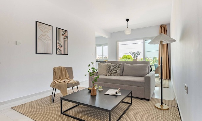 Limassol Apartamento | Sanders Cruise - Apartamento moderno de 2 habitaciones con balcón