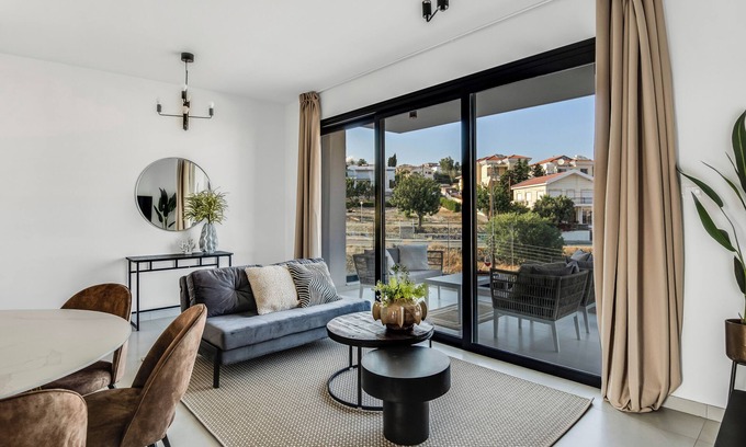 Agios Athanasios Apartamento | Sanders Elgio - Precioso apartamento de 3 dormitorios con balcón