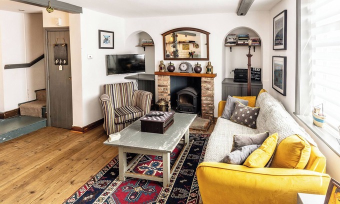 Scarborough Cabaña | Sandgate Cottage - A charming 18th century mid terrace retreat.