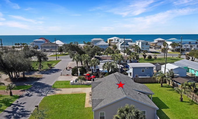Mexico Beach Casa | NUEVA LISTA $ 99 / NOCHE, ¡A SOLO 600 PIES DE LA PLAYA! INMACULADO, NUEVOS MUEBLES!
