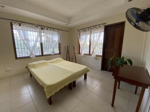 Puerto Princesa Casa | Sandybridge Eco Farm at Relly's Restaurant