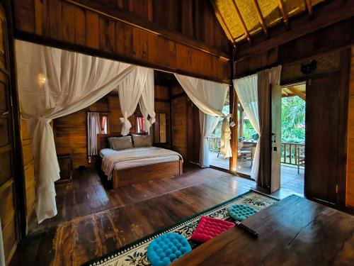 Abiansemal Cabina | Sangeh Lodge