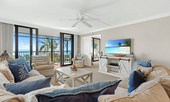 Beachview Country Club Estates Condominio | Sanibel Full Gulf View Beachfront Condo! 3BR, 2 Bath, Pool, Tennis, Pickleball!