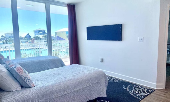 Gulf Shores Villa | Sanibel Condominium 5BR/3.5BA