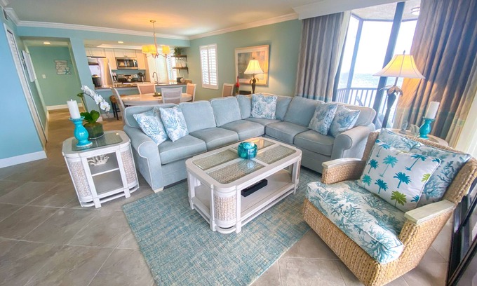 Punta Rassa Condominio | Vistas al agua, balcón privado alrededor del séptimo piso en Sanibel Harbour Resort