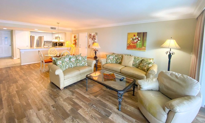 Punta Rassa Condominio | Precios especiales de verano! Perfecto para familias!