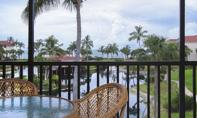 Sanibel Condominio | Lo mejor de Sanibel: Premier condominio frente al golfo. Reúna conchas marinas y disfrute de las puestas de sol.
