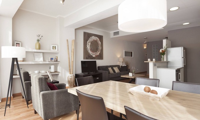 La Sagrada Familia Apartamento | Sant Pau 7 - Superb 3-bedroom apartment in central Barcelona