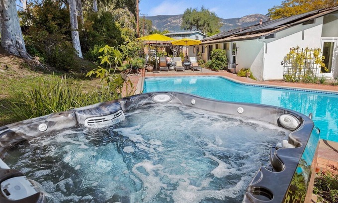Hitchcock Casa | Santa Barbara -mid century with pool and hot tub
