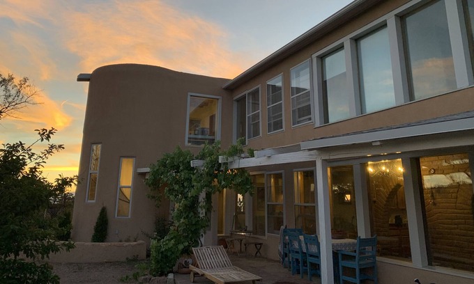 Chupadero Casa | Santa Fe Hills Home 360 mountain views on 5 acres