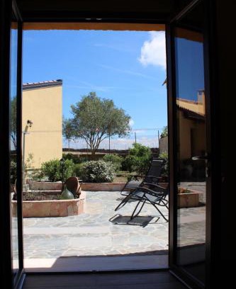 Cossoine Cama Y Desayuno | Santa Ittoria