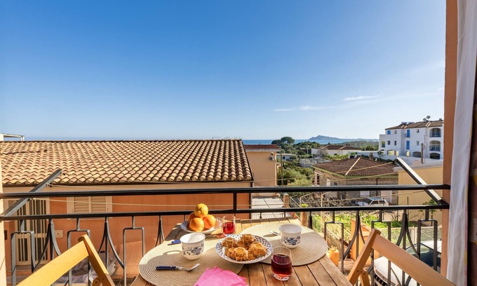 Santa Maria Navarrese Apartamento | SANTA MARIA NAVARRA CON JARDIN Y VISTA AL MAR
