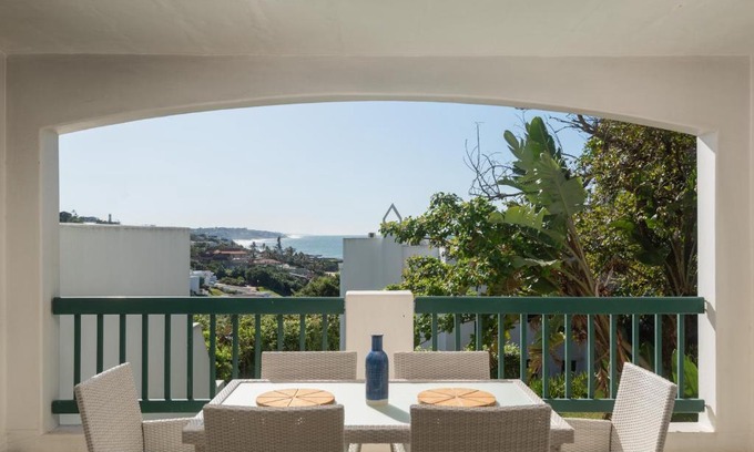 Shaka's Rock Apartamento | Santorini Kamari 15 Family Only