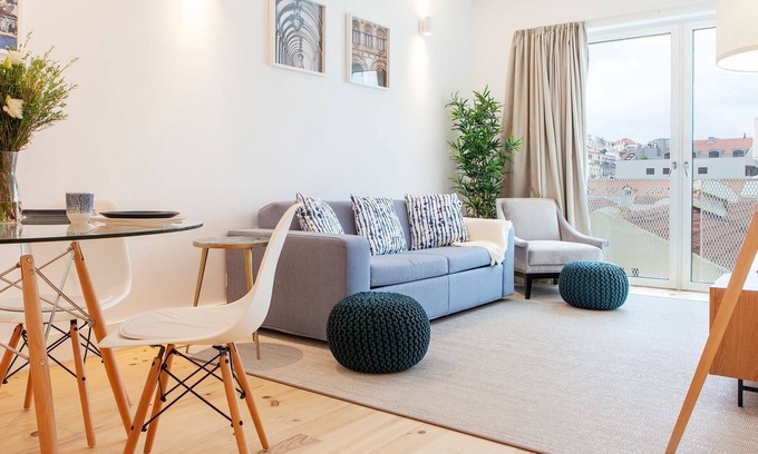 Sao Paulo Apartamento | Santos Design Flat by LovelyStay