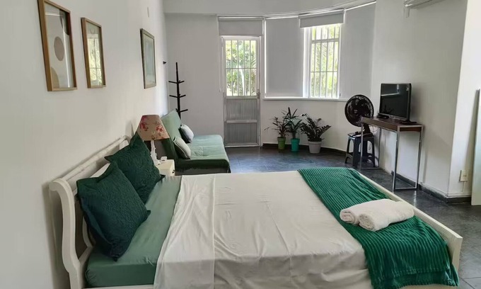 Centro Apartamento | Santos Dumont Apartment/Consulates/Airport/VLT