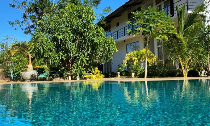 Moragaswewa Cama Y Desayuno | Sapphire Garden Hotel