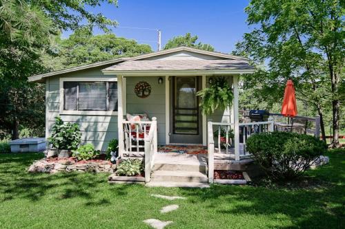 Eureka Springs Casa | Sara's Cottage