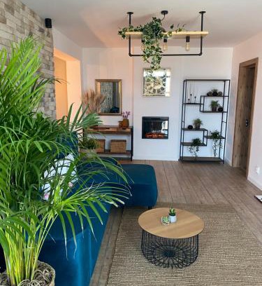 Hunedoara Apartamento | Sarah Home