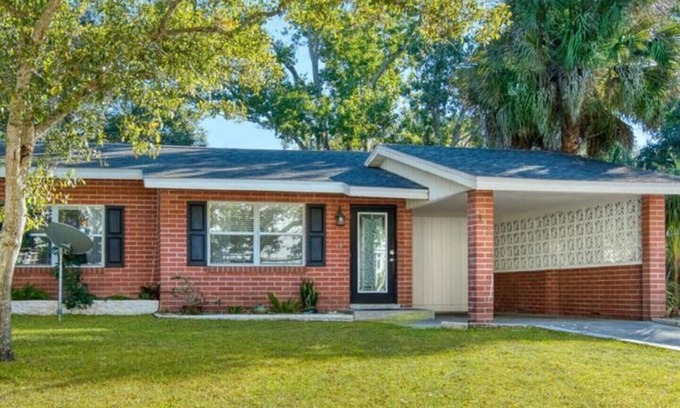 Indian Beach Sapphire Shores Casa | Sarasota-Indian Beach Zen Home (private-pet friendly)