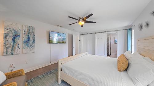 Trailer Estates Casa | Sarasota Serenity