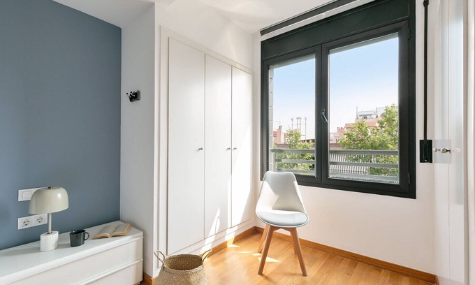 El Parc i la Llacuna del Poblenou Apartamento | Sardenya Apartment by Olala Homes