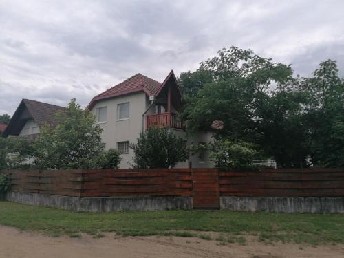 Gergelyiugornya Apartamento | Sarkifény Vendégház