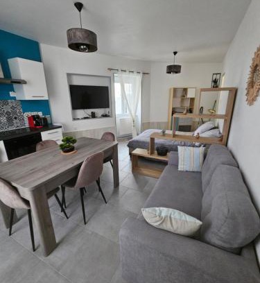 Angouleme Apartamento | Sarl la famille 2