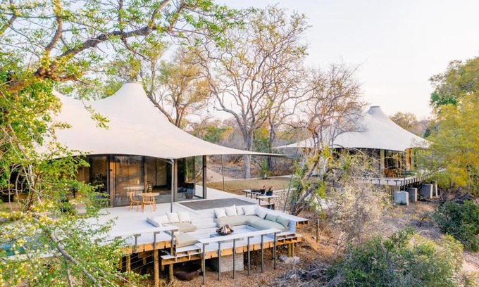 Thorny Bush Game Reserve Otro | Saseka Tented Camp