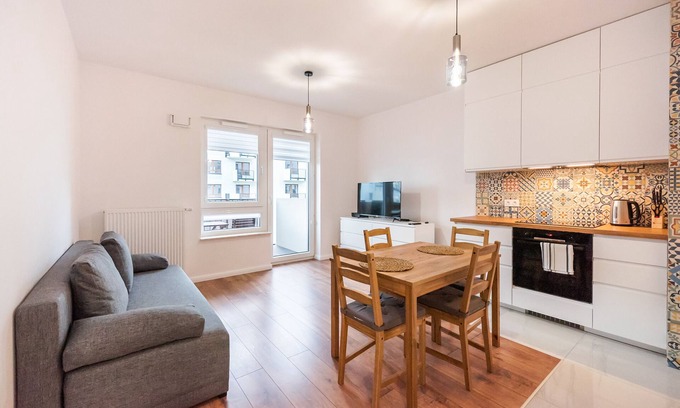Praga Poludnie Apartamento | Saska Kępa Bright Apartament